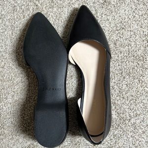 New black Cole Hana flats, size 5, really cute for anytime and any outfit.